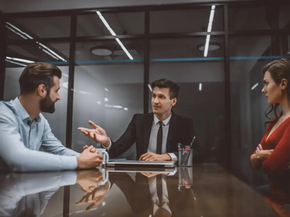 نقش داوری و میانجی‌گری در حل اختلافات ساختمانی