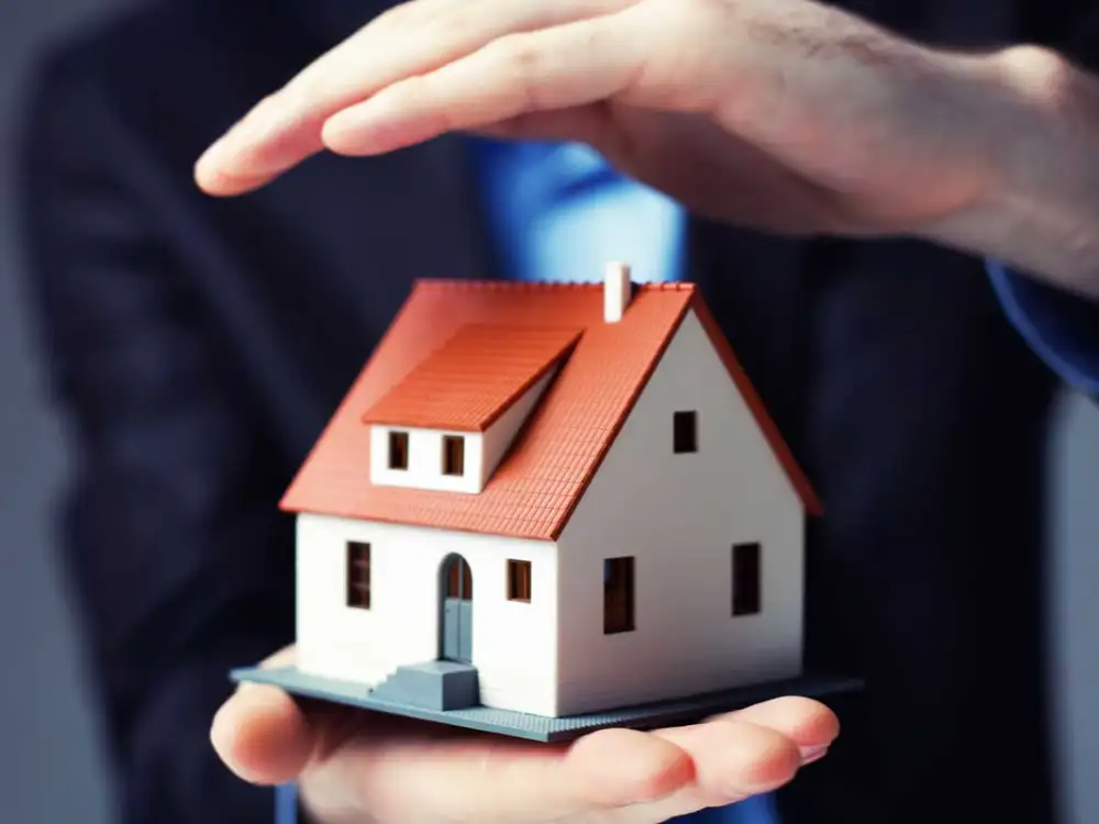 بیمه در معاملات خرید و فروش ملک بیمه در معاملات خرید و فروش ملک